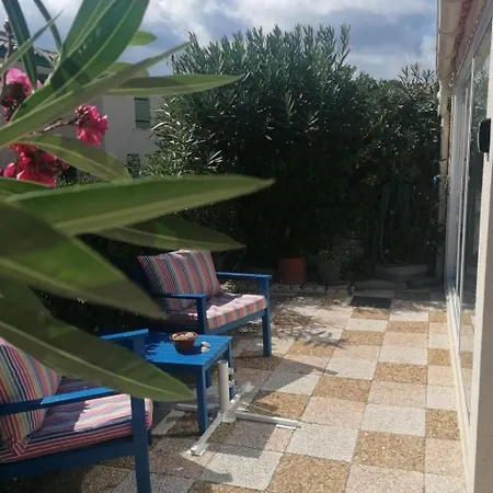 Ferienhaus Maison Bleu By Interhome Saint-Pierre-la-Mer (Aude)